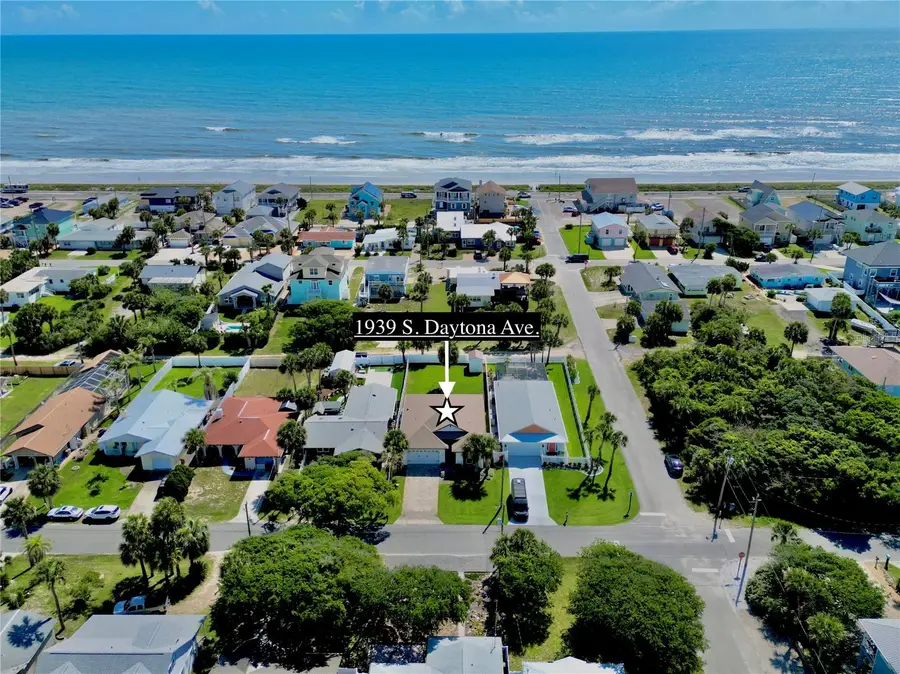 1939 S Daytona Avenue, Flagler Beach, FL 32136 - #2
