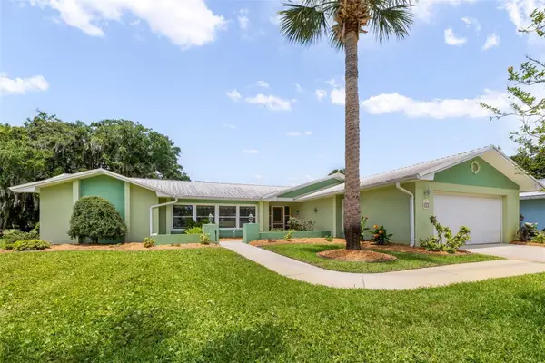 8 Courtney Place, PALM COAST, FL 32137