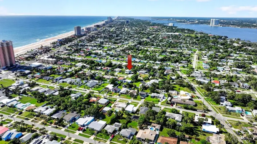 330 Hartford Avenue, Daytona Beach, FL 32118 - #2