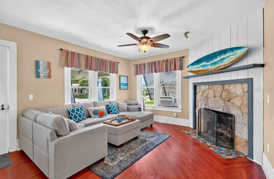 330 Hartford Avenue, Daytona Beach, FL 32118 - #3