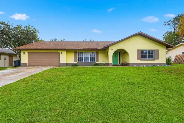 10 Blackburn Place, PALM COAST, FL 32137