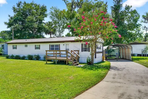 55707 Jamie Drive, ASTOR, FL 32102