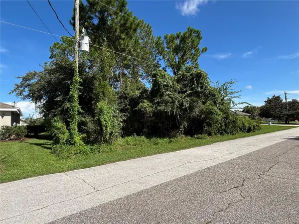 25 Flinthill Lane, PALM COAST, FL 32137