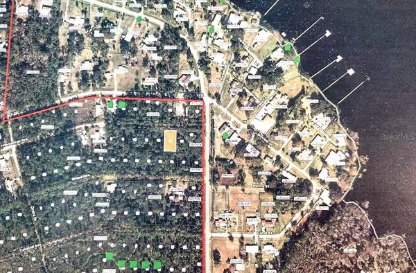 105 Hanselman Avenue, CRESCENT CITY, FL 32112