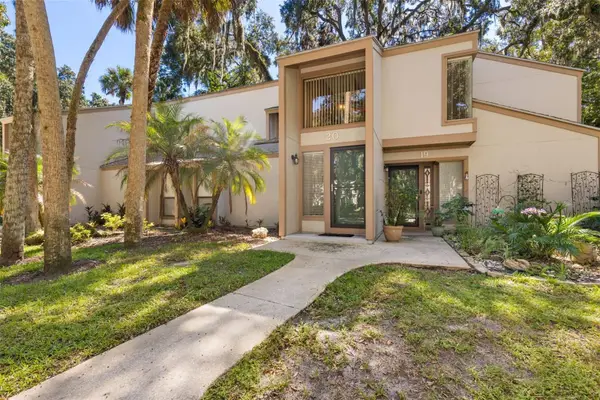 20 Mid Oaks Circle, PALM COAST, FL 32137