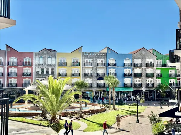 101 Palm Harbor Parkway #201, PALM COAST, FL 32137