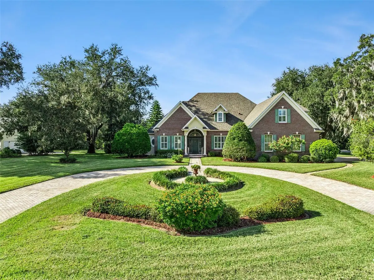 27417 Gator Point Drive, Yalaha, FL 34797 - Image #1