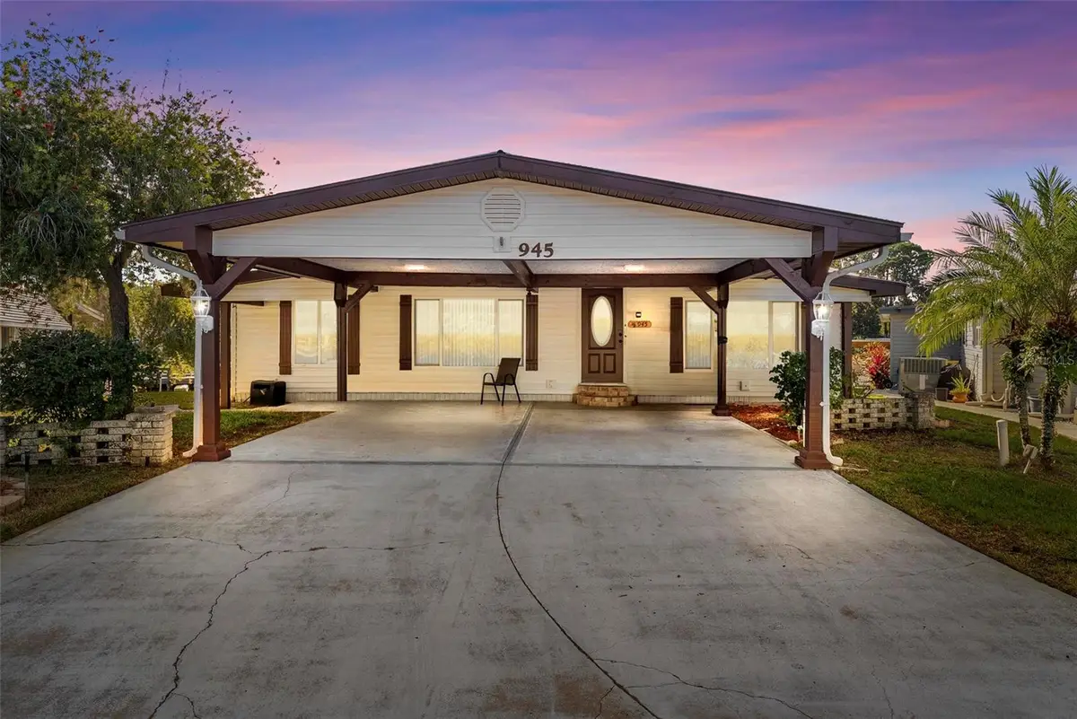 945 Todd Way, Tavares, FL 32778 - Image #1