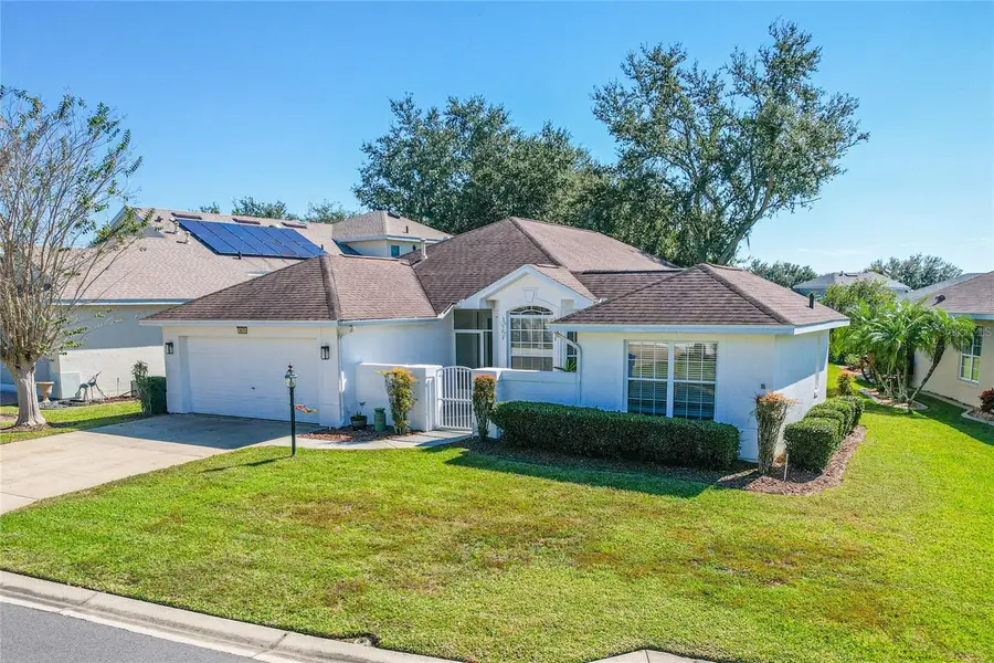 5676 Gulf Stream Street, Tavares, FL 32778 - Image #2