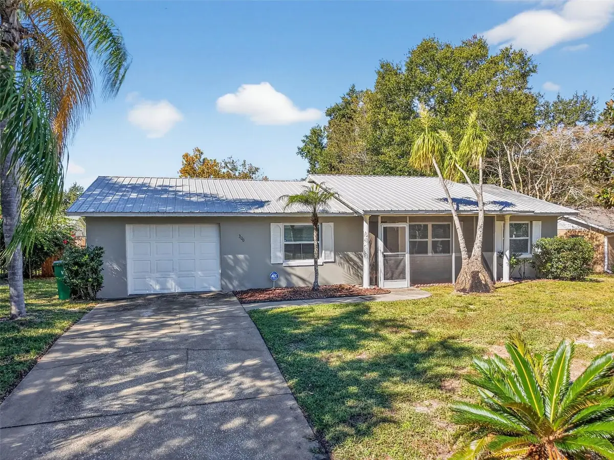 300 Cricket Hollow Lane, Eustis, FL 32726 - Image #1