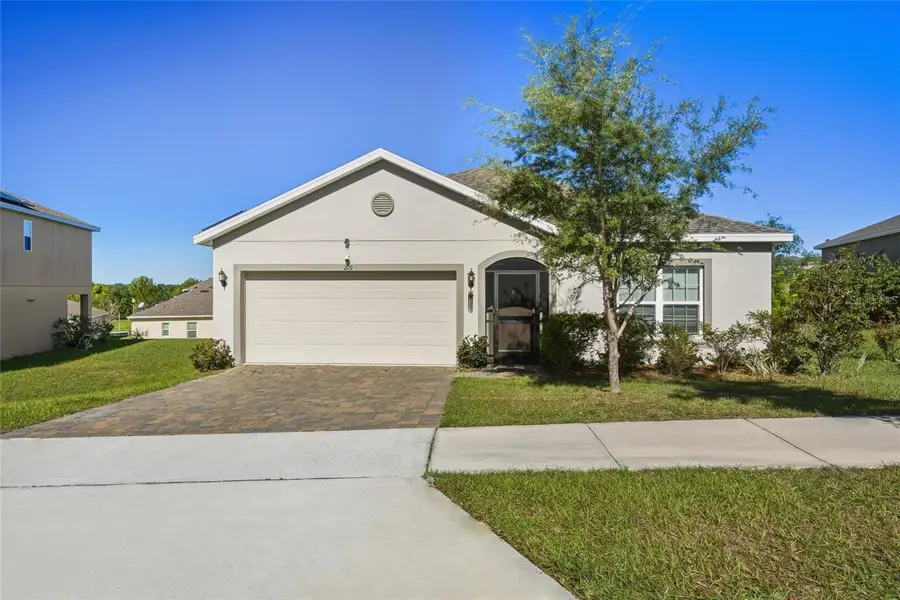209 Luxmore Road, Groveland, FL 34736 - Image #2