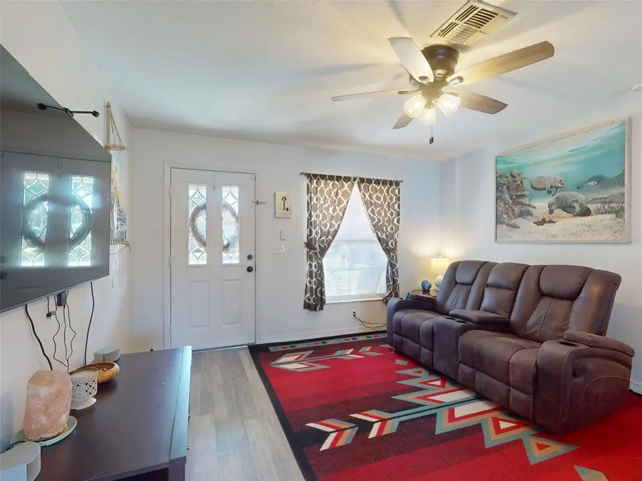 35805 Dawn Drive, Leesburg, FL 34788 - Image #2