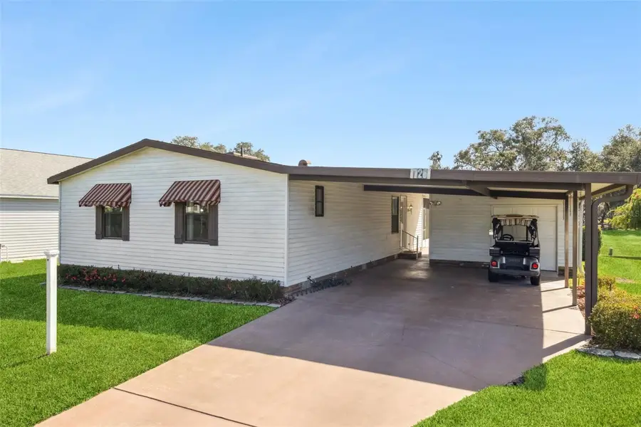 726 Orchid Street, Lady Lake, FL 32159 - Image #2