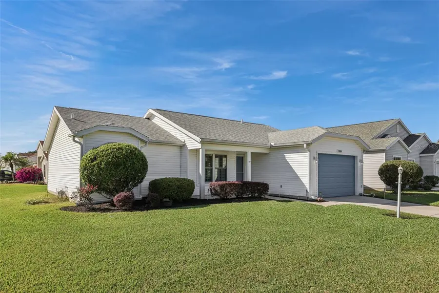 25327 Hibiscus Street, Leesburg, FL 34748 - Image #2