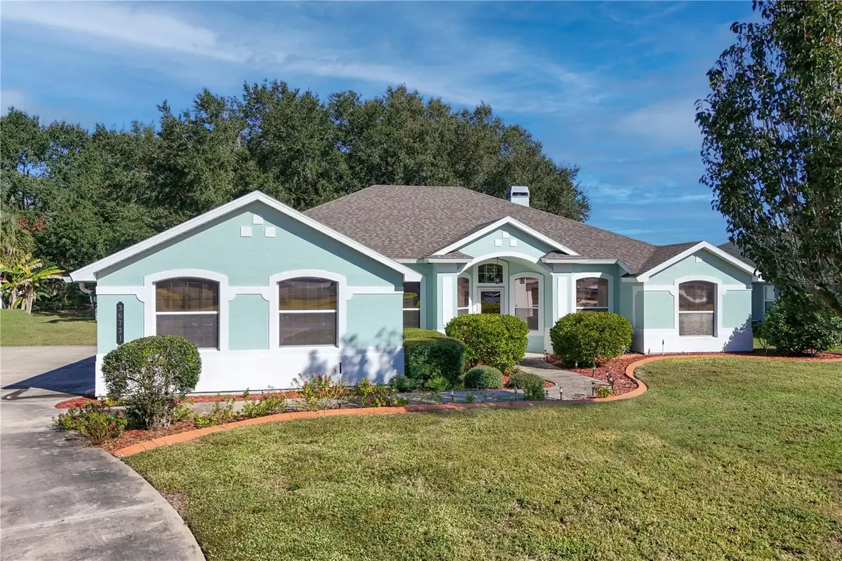 36731 Sundance Drive, Grand Island, FL 32735 - Image #1