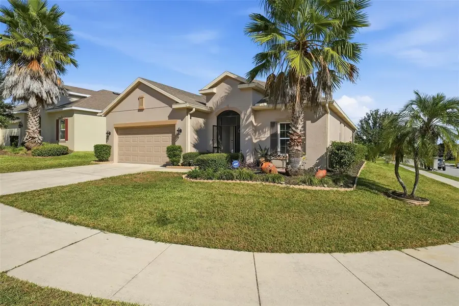 2605 Limerick Circle, Grand Island, FL 32735 - Image #2