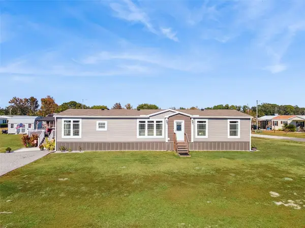 1193 NW 12th Lane, LAKE PANASOFFKEE, FL 33538