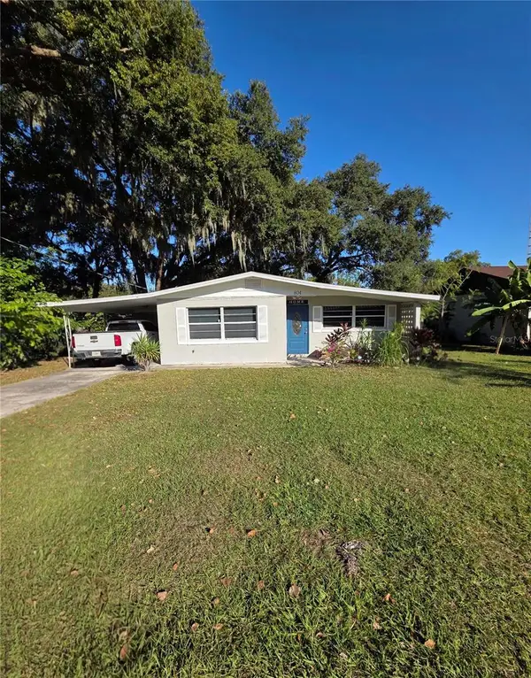 804 S Lone Oak Drive, LEESBURG, FL 34748