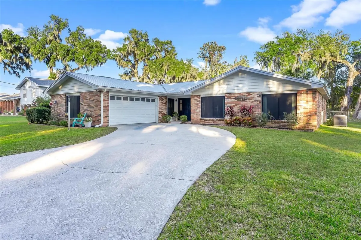 1004 Monterey Drive, Leesburg, FL 34748 - Image #1