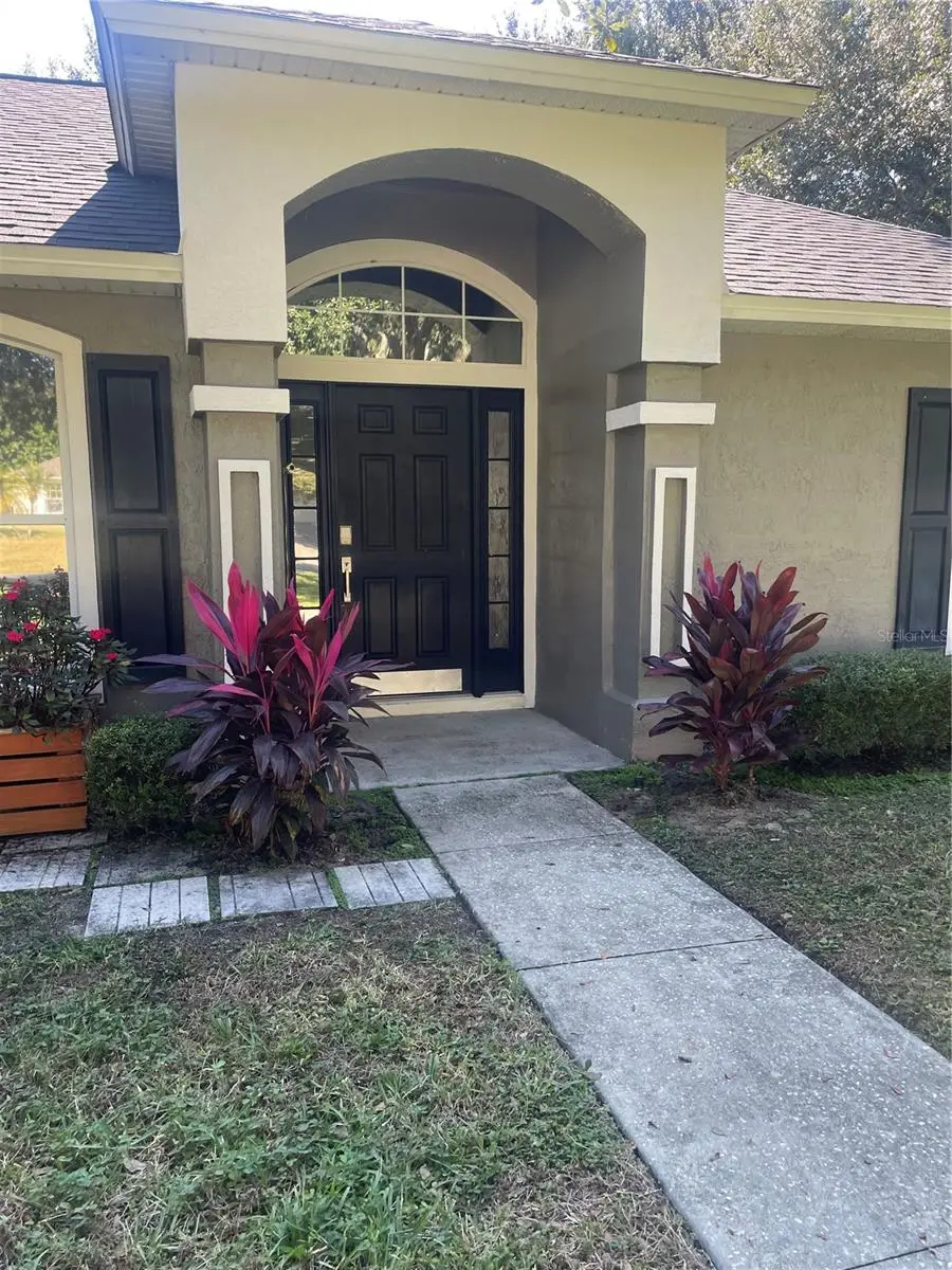 2234 Lake Pointe Circle, Leesburg, FL 34748 - Image #2