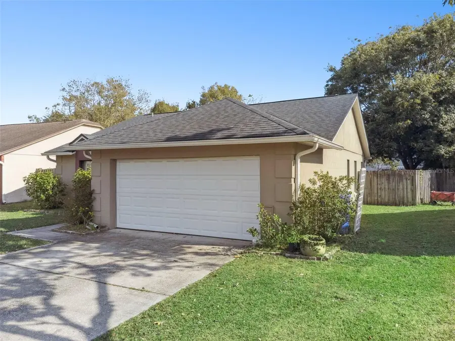 1026 Covington Street, Oviedo, FL 32765 - Image #2