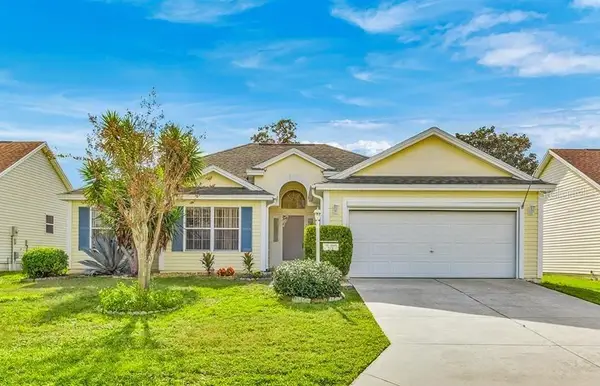528 Carrera Drive, LADY LAKE, FL 32159