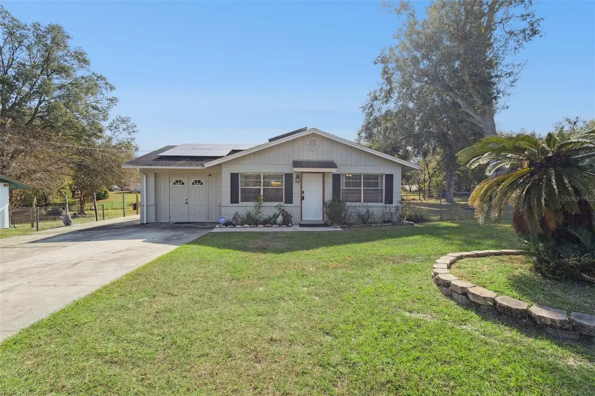 314 E Primrose Lane, Lady Lake, FL 32159 - Image #1