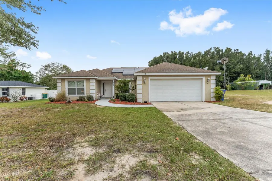 939 Dora Avenue, Tavares, FL 32778 - Image #3