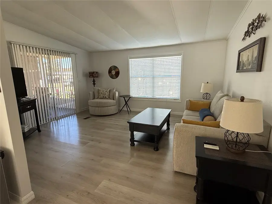 102 Robin Lane, Wildwood, FL 34785 - Image #3