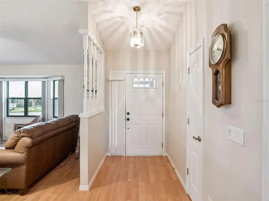 21506 Queen Anne Court, Leesburg, FL 34748 - Image #2