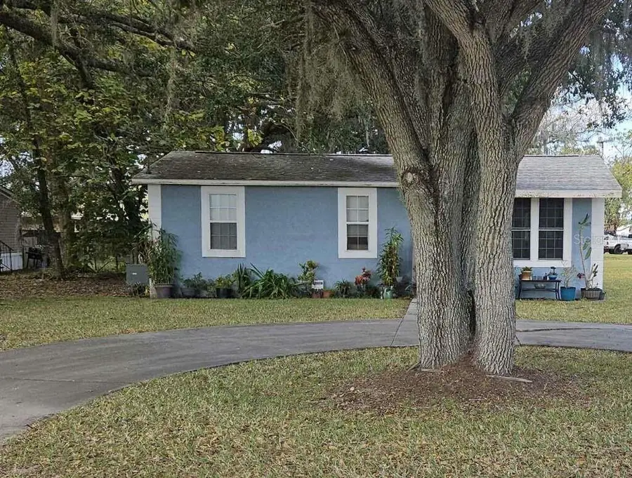 877 Anderson Avenue, Mascotte, FL 34753 - Image #2