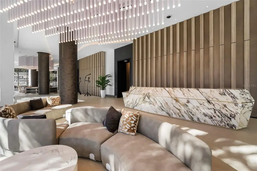 275 1st Avenue S #1005, Saint Petersburg, FL 33701 - Image #2