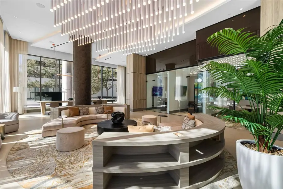 275 1st Avenue S #1005, Saint Petersburg, FL 33701 - Image #3