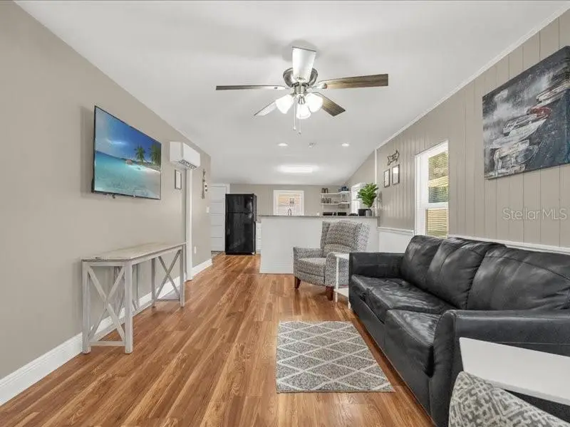 1214 E Caroline Street, Tavares, FL 32778 - Image #2