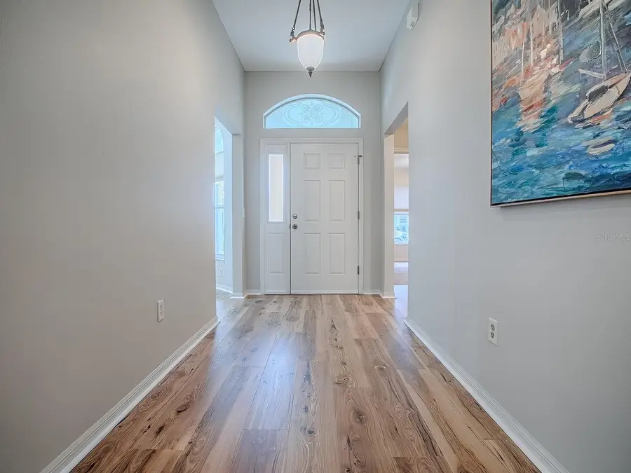 17101 SE 94th Berrien Court, The Villages, FL 32162 - Image #2