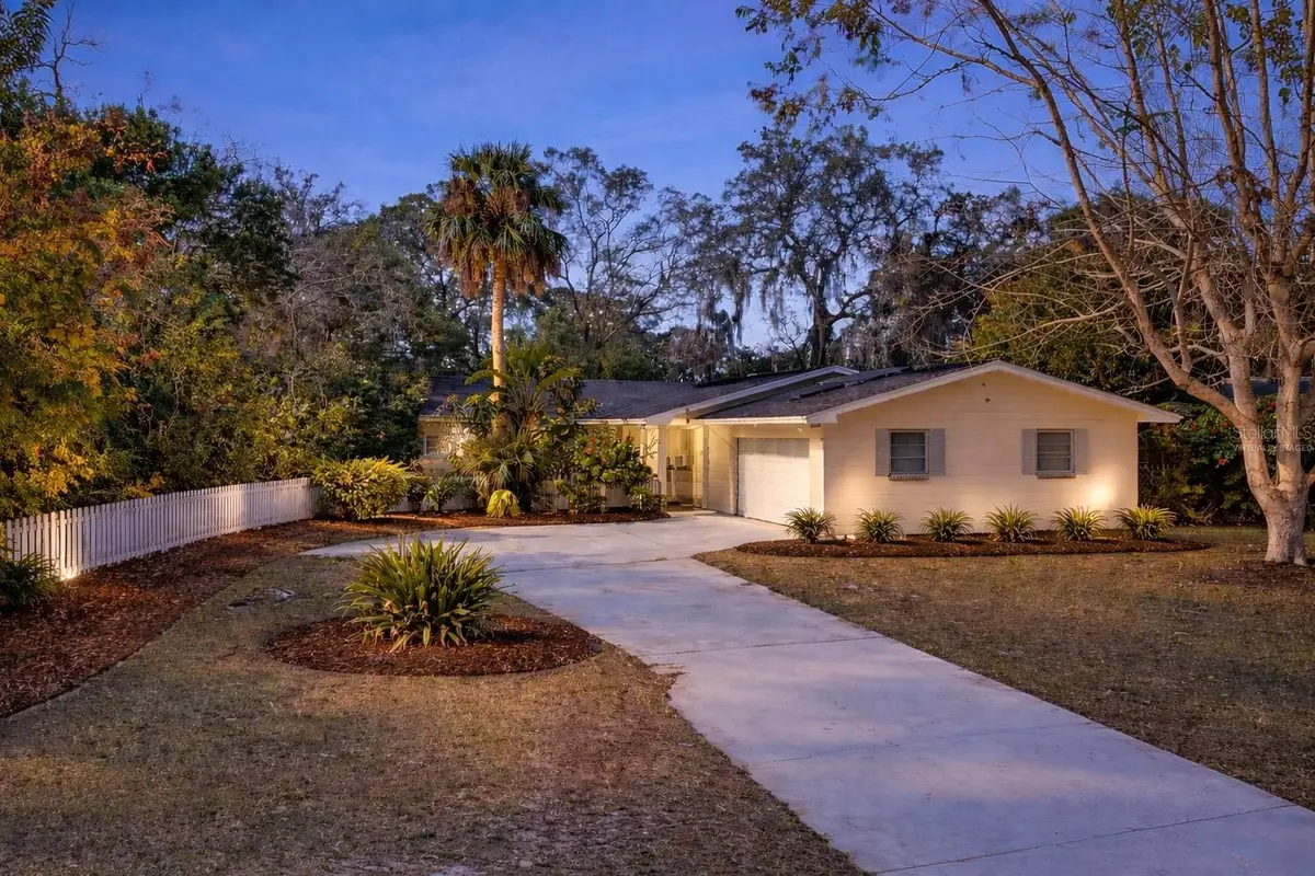 2900 Woodbridge Lane, Orlando, FL 32808 - Image #1