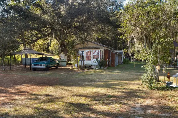 1582 S Us 301, SUMTERVILLE, FL 33585