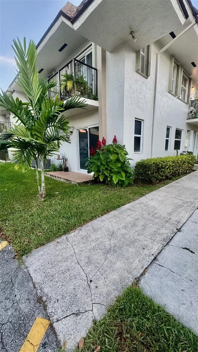 7111 SW 129th Avenue #1, Miami, FL 33183 - Image #1