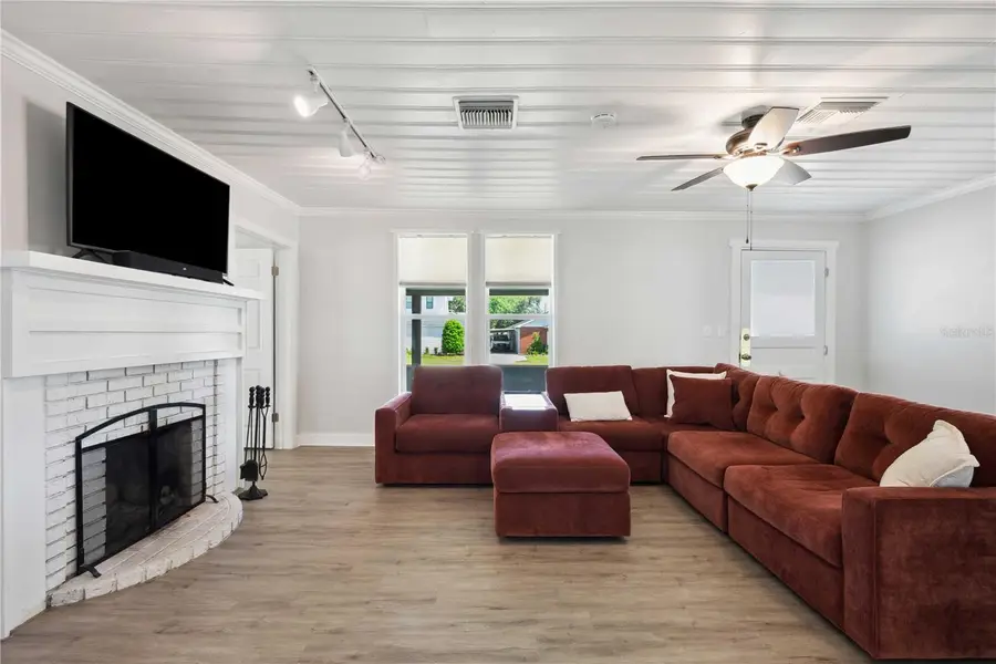 113 W Noble Avenue, Bushnell, FL 33513 - Image #2