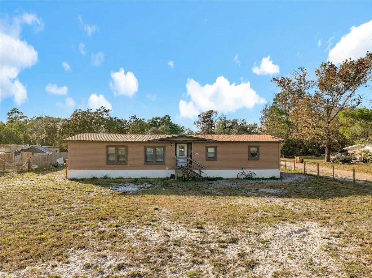 45797 Ohio Street, Paisley, FL 32767 - Image #1