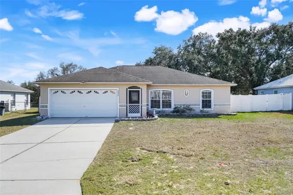 5040 Pine Needle Drive, MASCOTTE, FL 34753