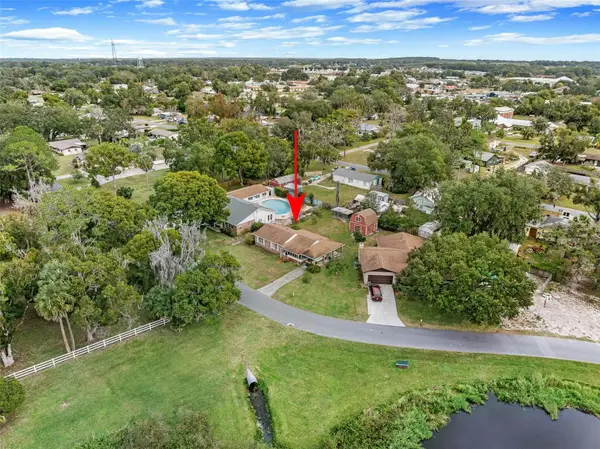 470 Ogden Avenue, UMATILLA, FL 32784