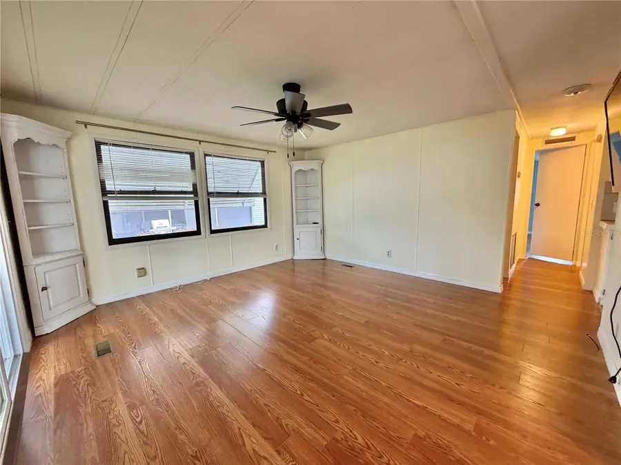 121 Dogwood Trail, Leesburg, FL 34748 - Image #2