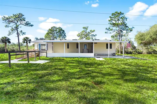 233 Azalea Lane, OSTEEN, FL 32764