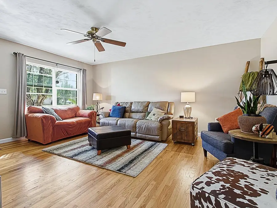 37337 Turner Drive, Umatilla, FL 32784 - Image #3