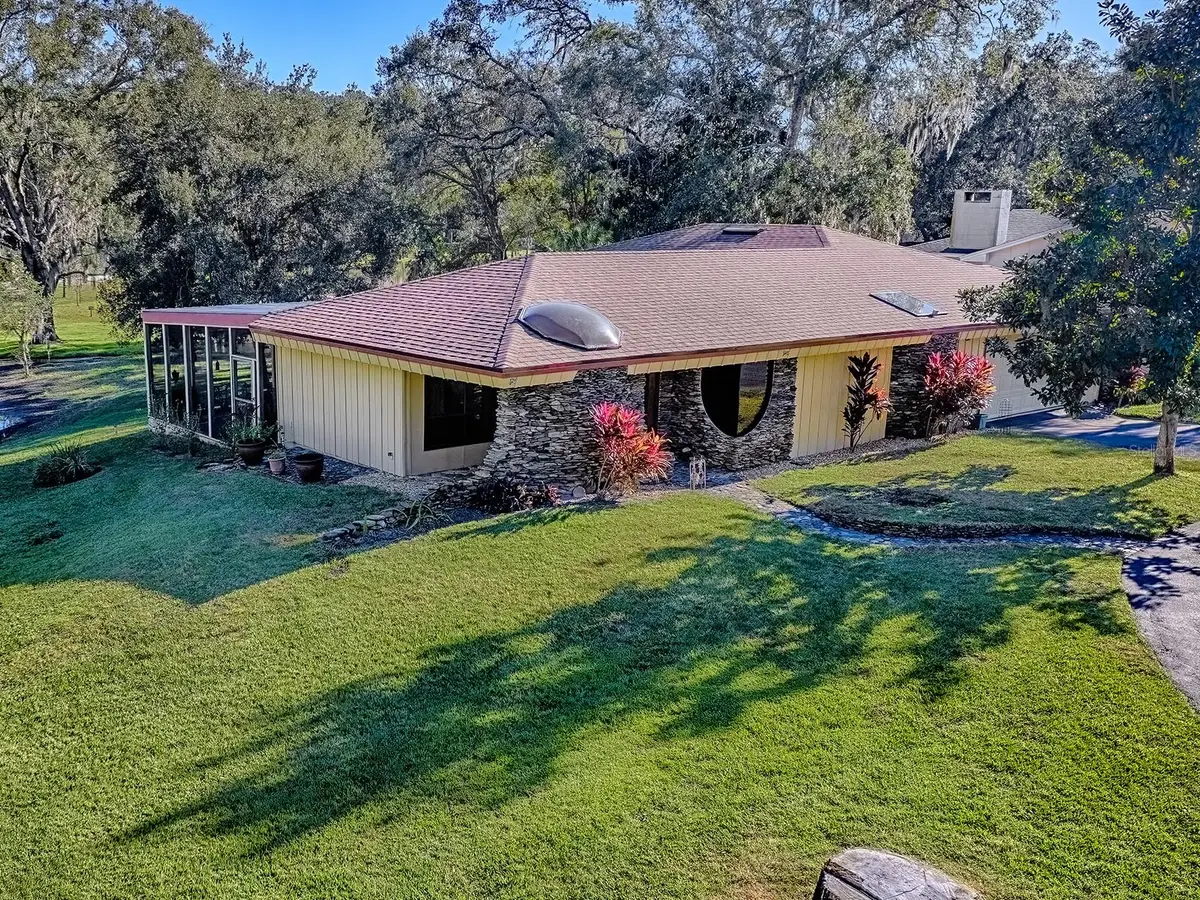 2314 Hillside Drive, Mount Dora, FL 32757 - Image #1