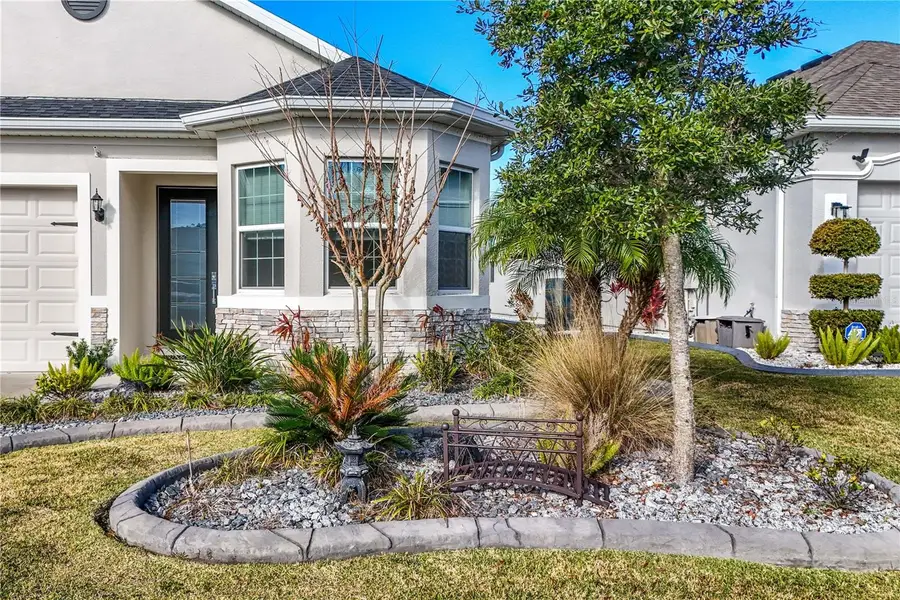 8677 Bridgeport Bay Circle, Mount Dora, FL 32757 - Image #2