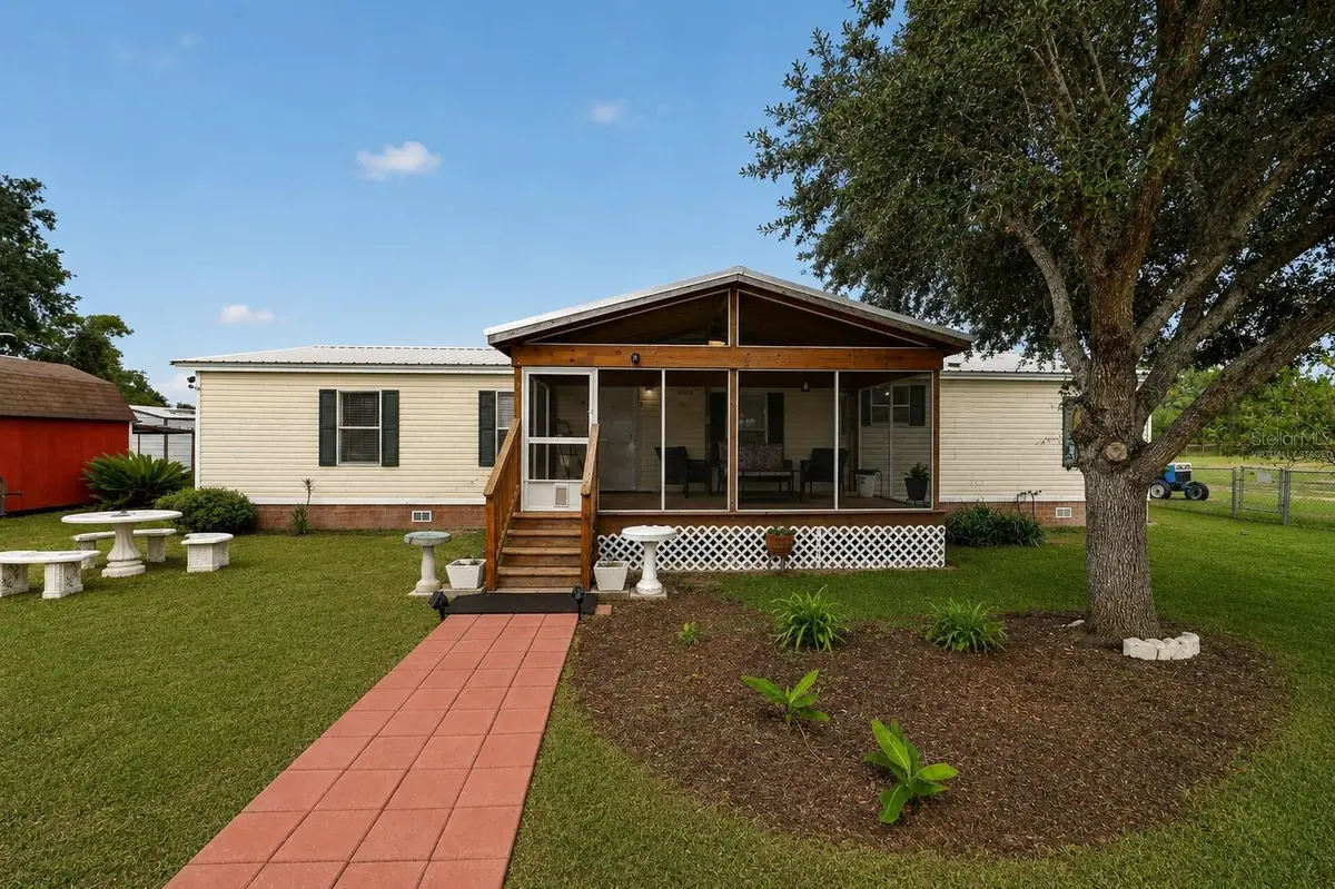 15355 SE 113th Street Road, Ocklawaha, FL 32179 - #1