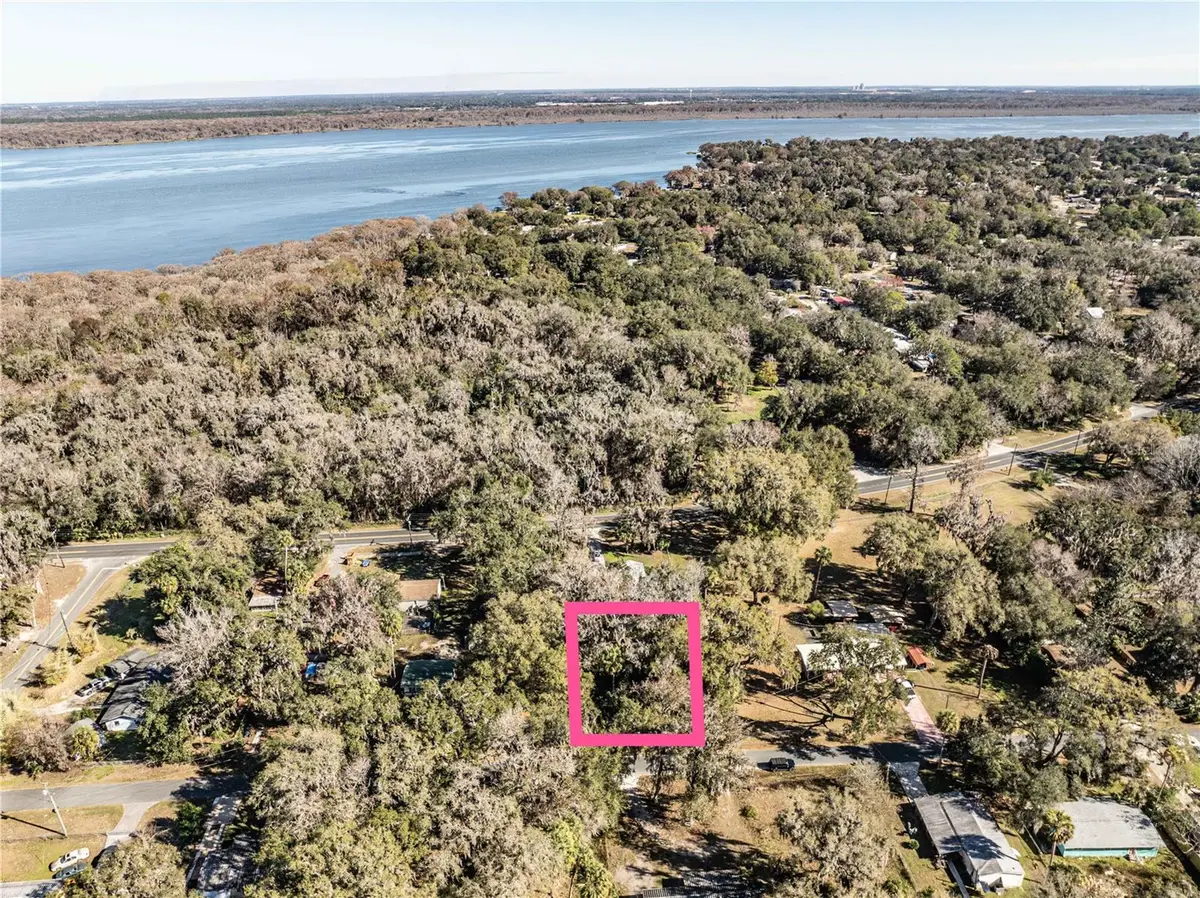 000 Cr 422, Lake Panasoffkee, FL 33538 - Image #1