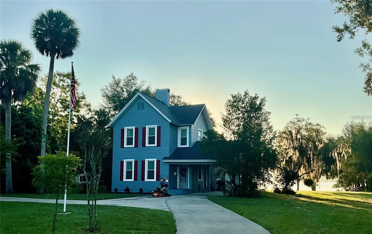 243 S Central Avenue, Umatilla, FL 32784 - Image #1